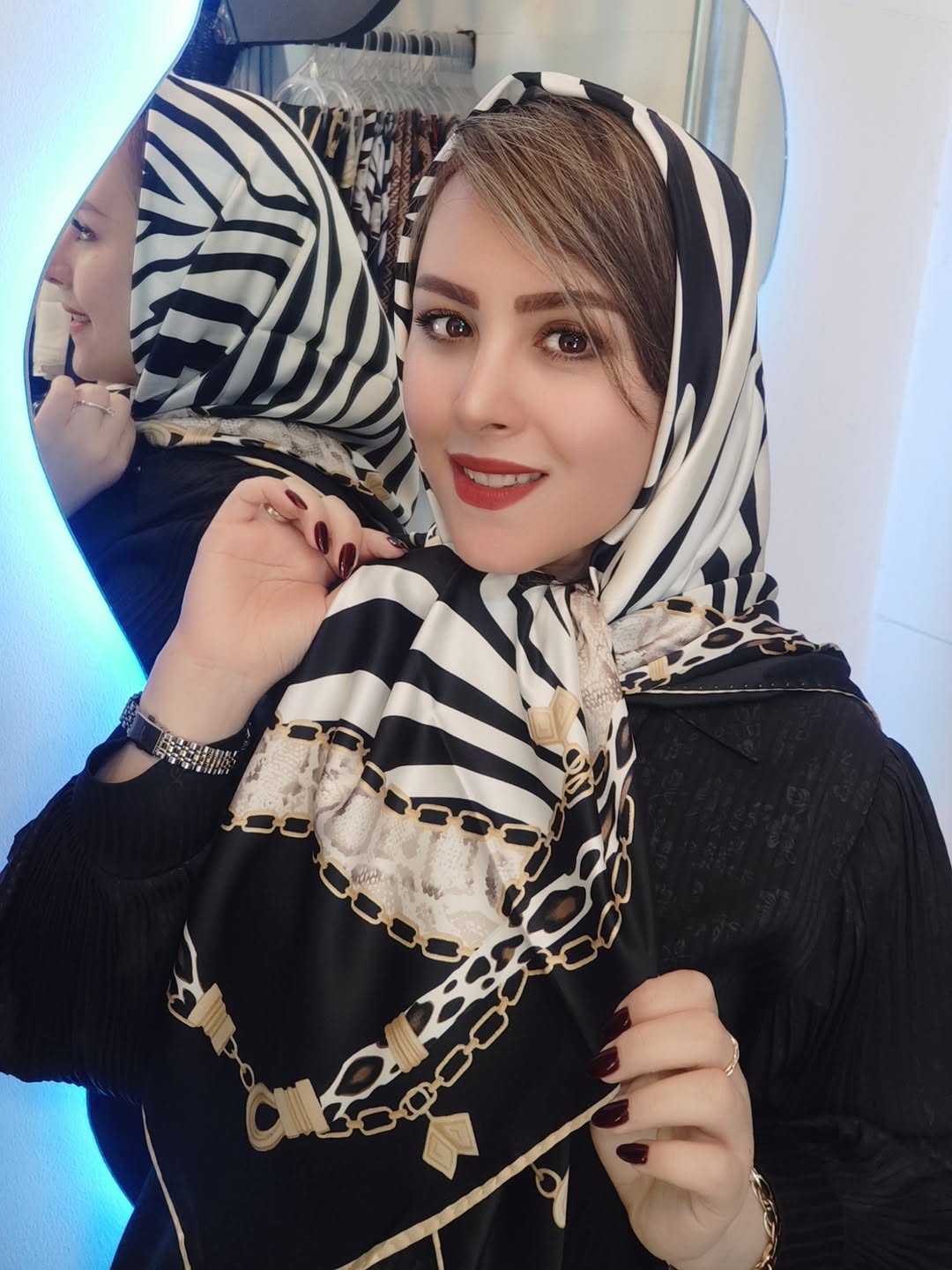 روسری ابریشم یونیک